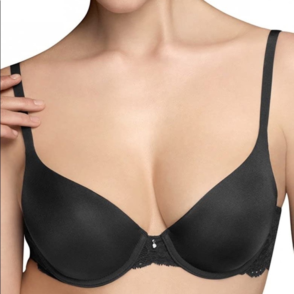 Black lace bra